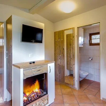 Camping Chalets Brunner Am See * Döbriach